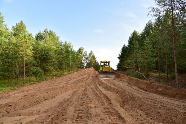Cost of Road Regrading Service in Hickory